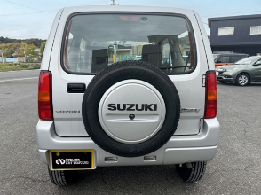 車両背面塗装前